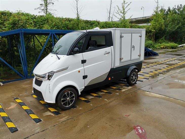 EEC COC Kína Mini Electric Van Kæliflutningabíll Fjórhjólabíll J2P