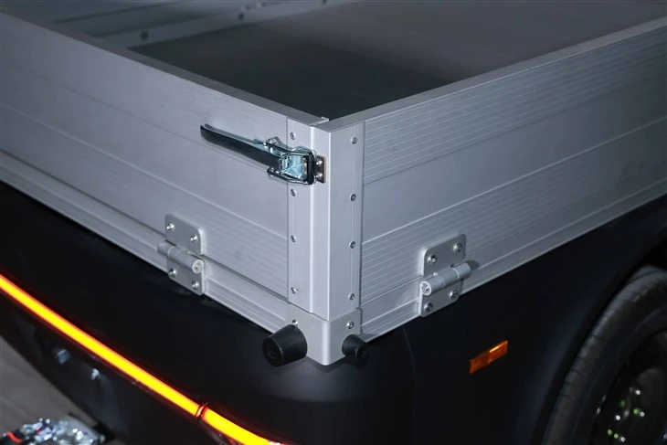 Compact Electric Cargo Truck for City Distribution price Compact Electric Cargo Truck for City Distribution price